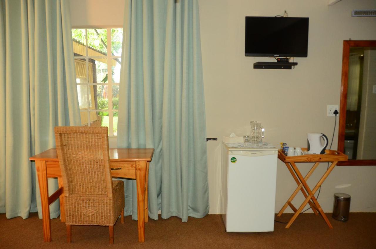 Big Tree Midrand Hotel Eksteriør billede